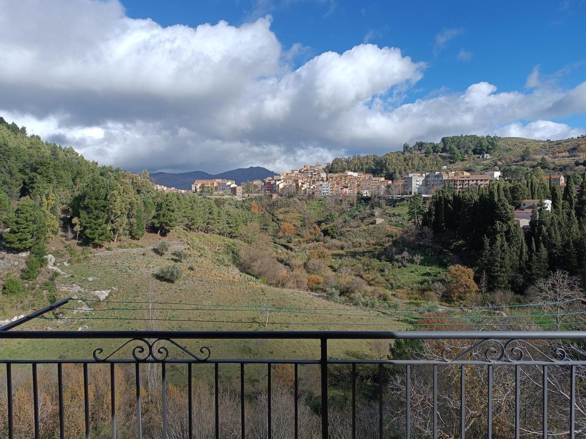 Casa Belvedere Isnello Εξωτερικό φωτογραφία